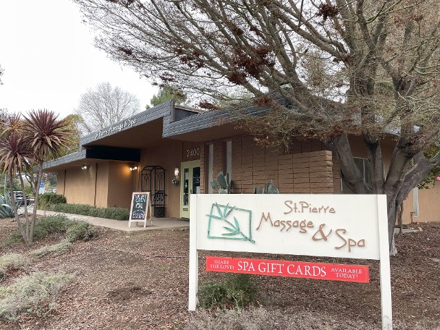 St Pierre Massage and Spa